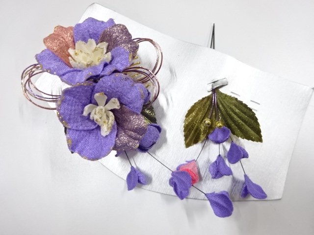 JAPANESE KIMONO / ANTIQUE HAIR ACCESSORY SET